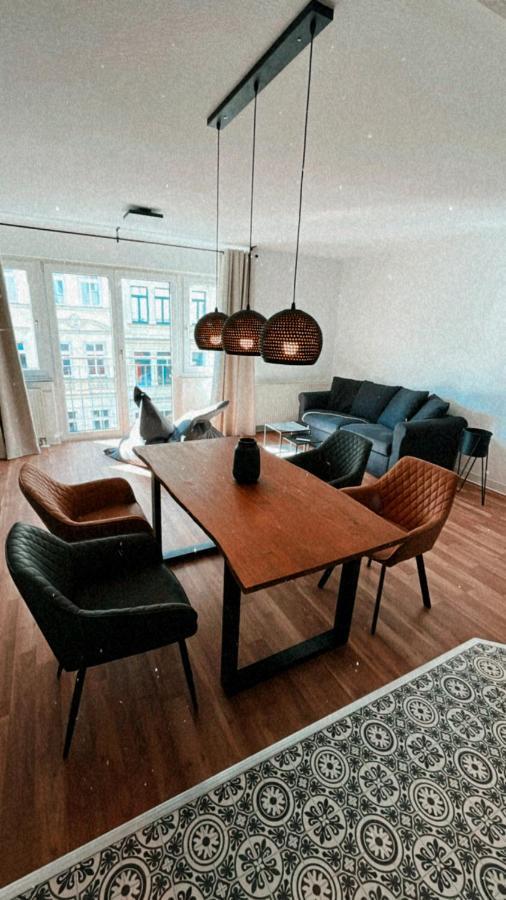 Schöne, Neu Sanierte Unterkunft In Belebter Region Apartment *